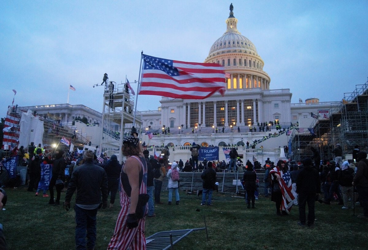 De bestorming van het Capitool in Washington D.C. op 6 januari 2021 complotdenkers complotdenken