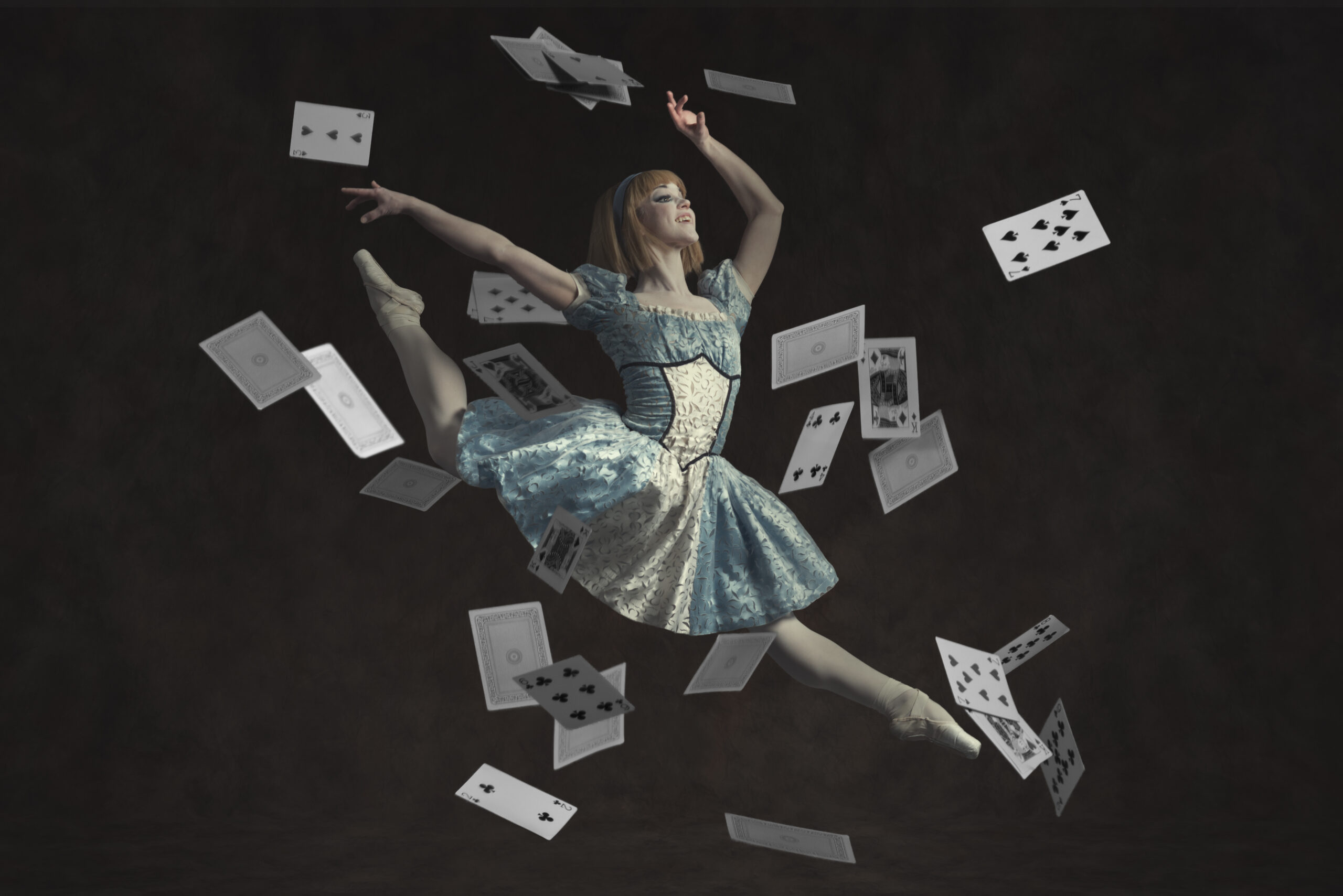 Alice in Wonderland ballet met speelkaarten