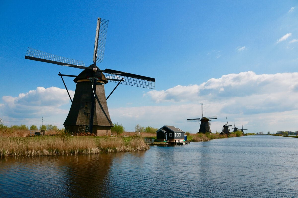 Molens aan het water bij Kinderdijk