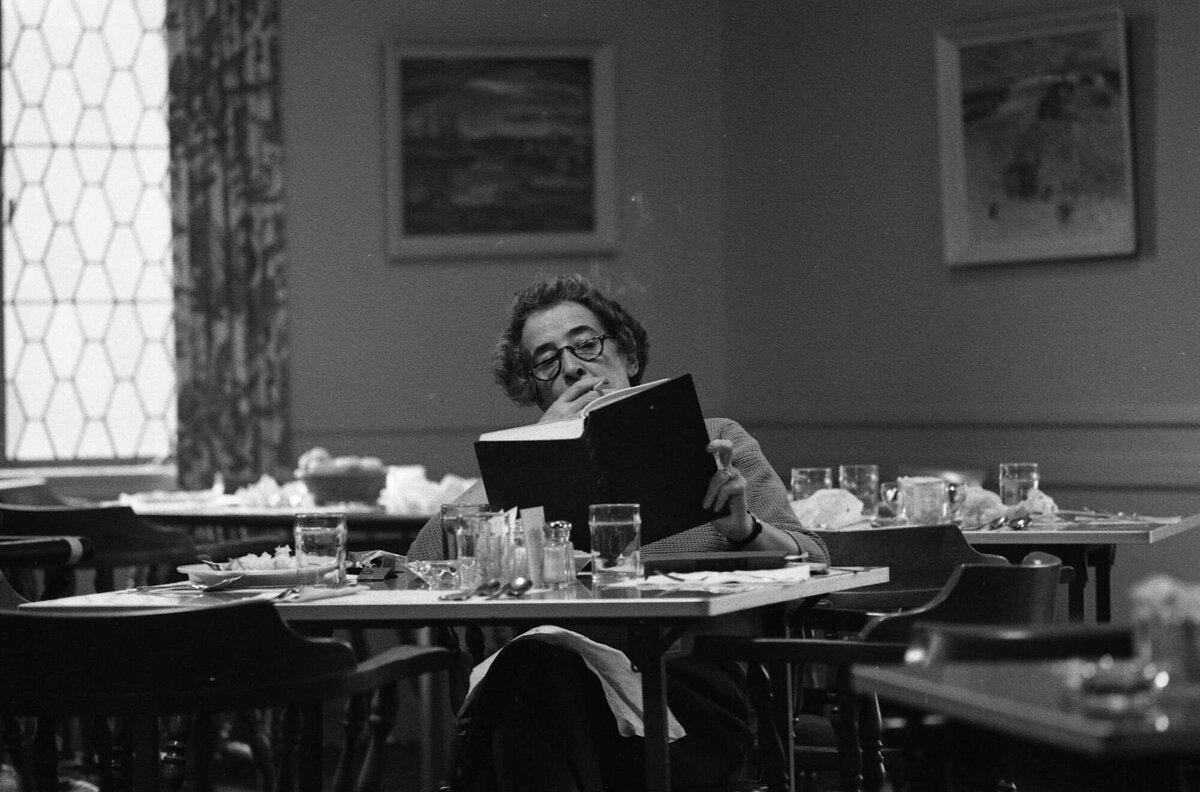 De namen van Arendt, Marx en Benjamin maskeren de inhoudelijke leegte van ‘Eindtijdfascisme’